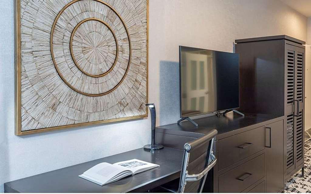 Cambria Hotel Copper Mountain Frisco Room photo
